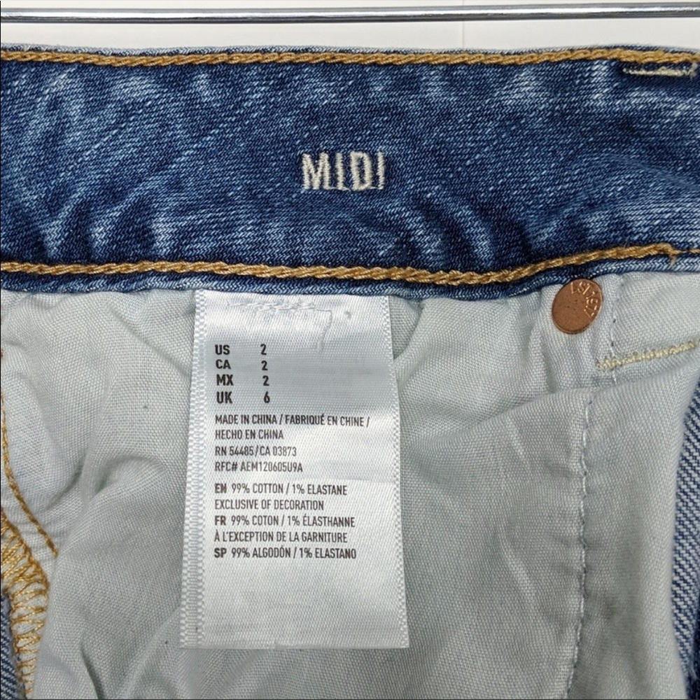 American Eagle Outfitters Midi Denim Shorts Size 2 - Picture 4 of 4